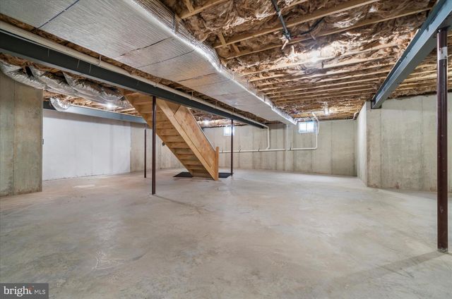 200 SIANNA CIR, Wernersville, PA 19565