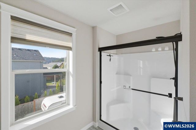 1473 Meadow Av, Silverton, OR 97381