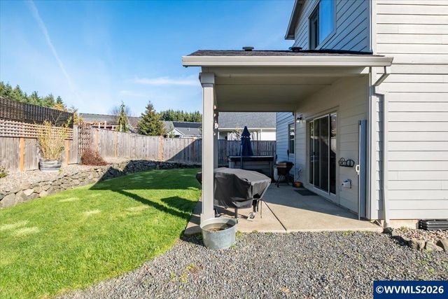 1473 Meadow Av, Silverton, OR 97381