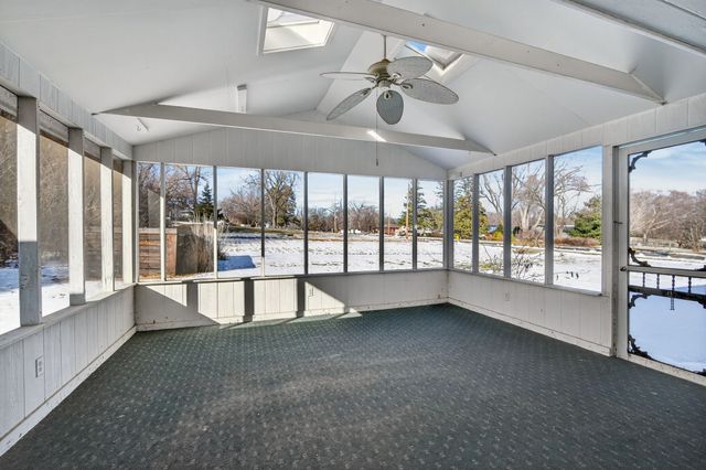 1605 Ashworth Road, West Des Moines, IA 50265