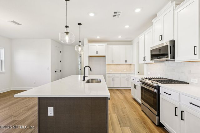 17 JAMESTOWN Court, St. Augustine, FL 32092