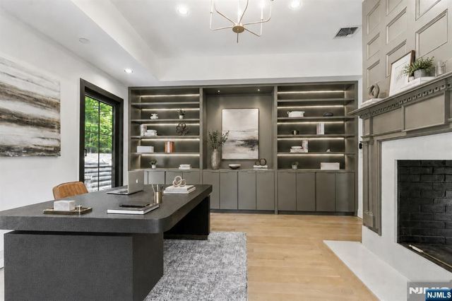 60x Brookside Drive, Upper Saddle River, NJ 07458