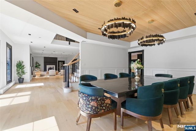 60x Brookside Drive, Upper Saddle River, NJ 07458