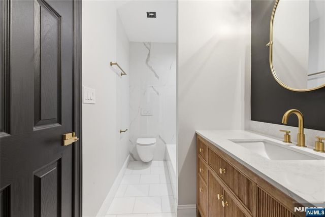 60x Brookside Drive, Upper Saddle River, NJ 07458