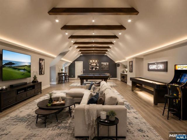 60x Brookside Drive, Upper Saddle River, NJ 07458