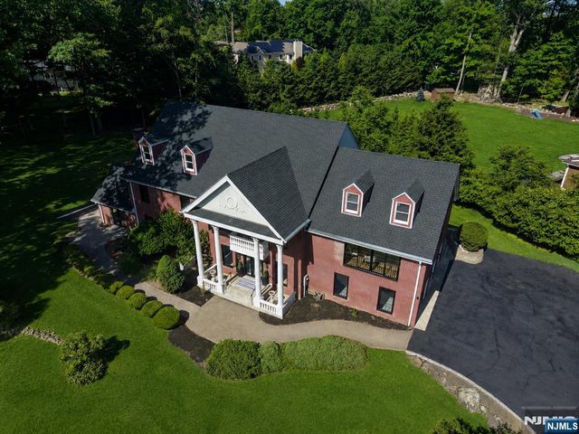 60x Brookside Drive, Upper Saddle River, NJ 07458