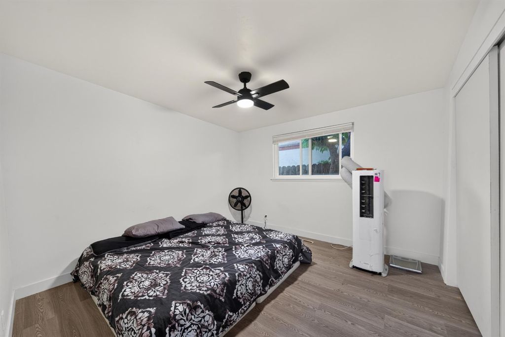 Image 22 of property listing at 1472 E Barstow Avenue, Fresno, CA 93710