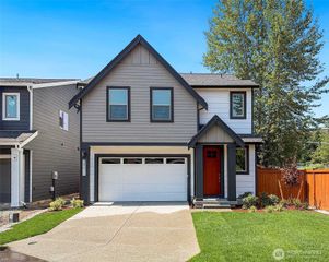 12611 SE 256th Place #17, Kent, WA 98030