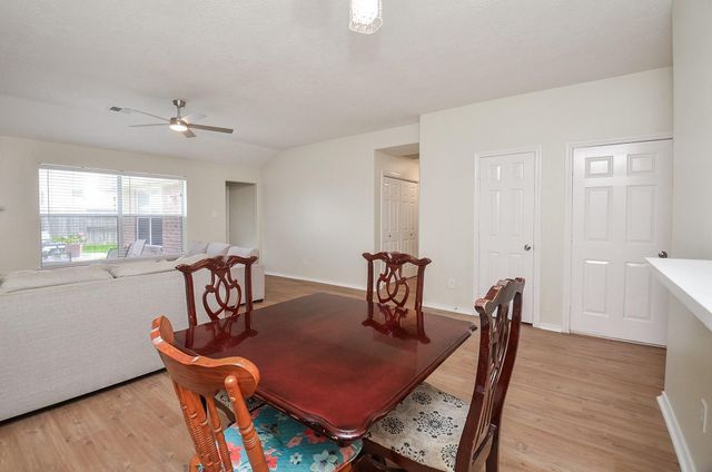 4107 Merlet Drive, Pearland, TX 77584