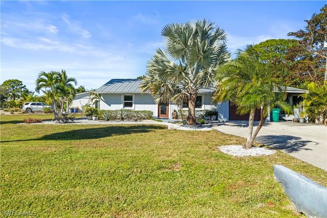 397 Valley DR, Bonita Springs, FL 34134