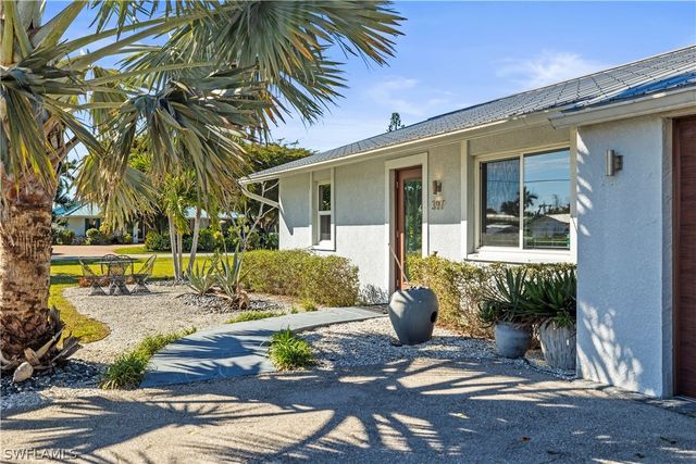 397 Valley DR, Bonita Springs, FL 34134