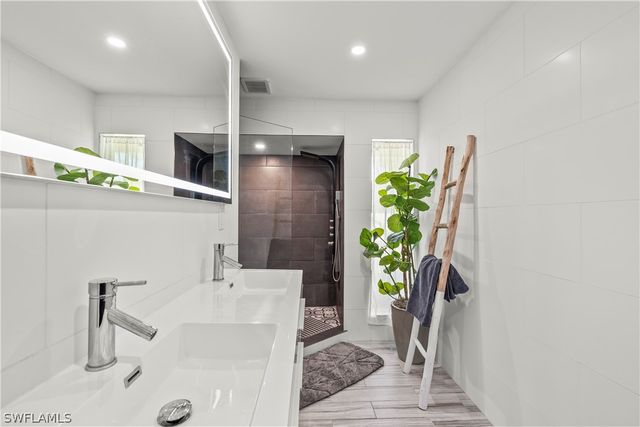 397 Valley DR, Bonita Springs, FL 34134