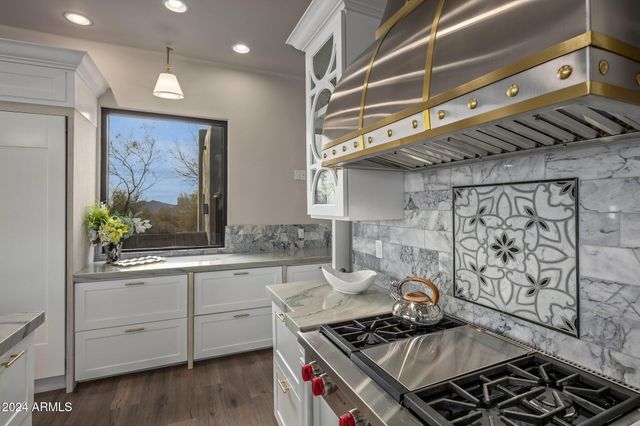 10119 E HORIZON Drive, Scottsdale, AZ 85262