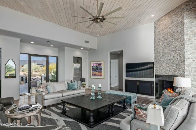 10119 E HORIZON Drive, Scottsdale, AZ 85262