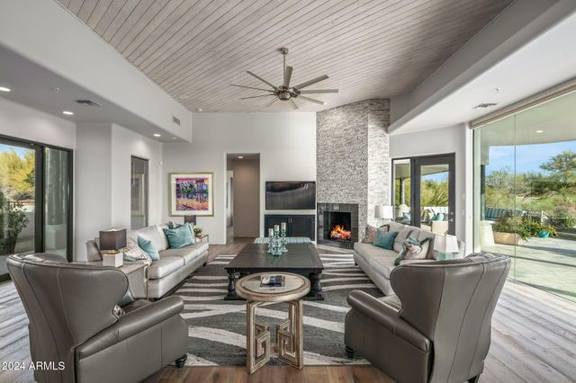 10119 E HORIZON Drive, Scottsdale, AZ 85262