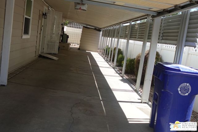 381 Club Circle Drive, Palm Springs, CA 92264