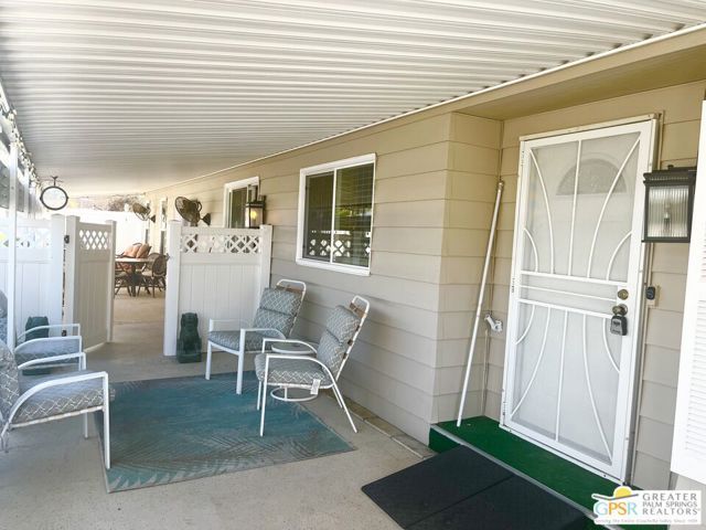 381 Club Circle Drive, Palm Springs, CA 92264