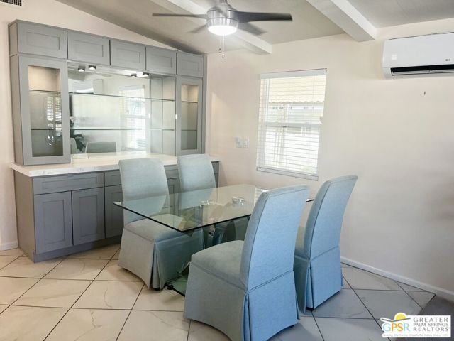 381 Club Circle Drive, Palm Springs, CA 92264