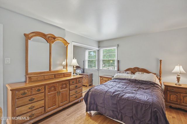 19 Buckingham Drive, Jackson, NJ 08527