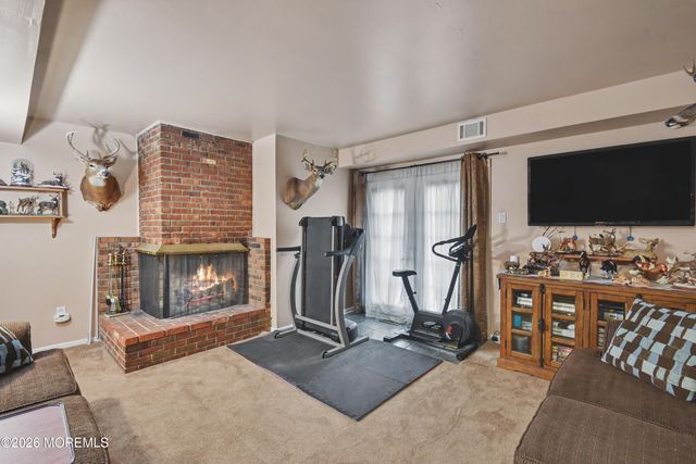 19 Buckingham Drive, Jackson, NJ 08527