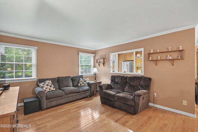 19 Buckingham Drive, Jackson, NJ 08527