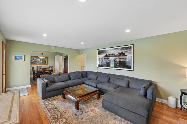 49 Arcadia Avenue, Fort Thomas, KY 41075