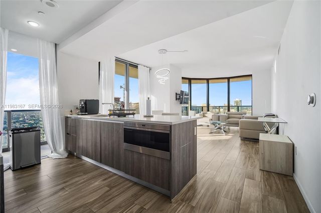 801 S Miami Ave 4509, Miami, FL 33130