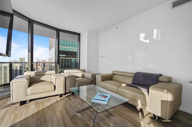 801 S Miami Ave 4509, Miami, FL 33130