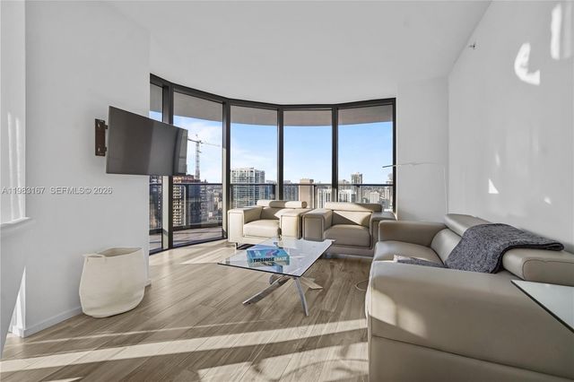 801 S Miami Ave 4509, Miami, FL 33130