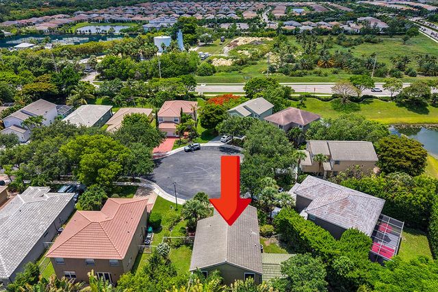 8020 NW 70th Avenue, Parkland, FL 33067