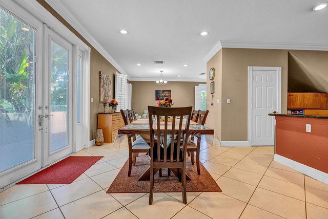 8020 NW 70th Avenue, Parkland, FL 33067