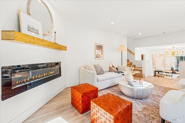 1 Belle Ave, San Rafael, CA 94901