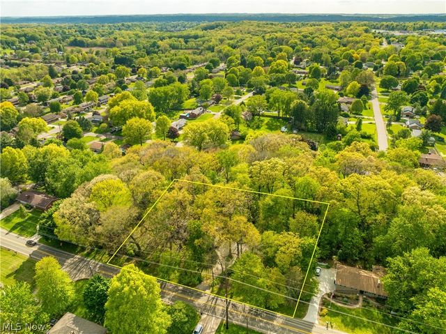 1715 Jackson Avenue NW, Massillon, OH 44646