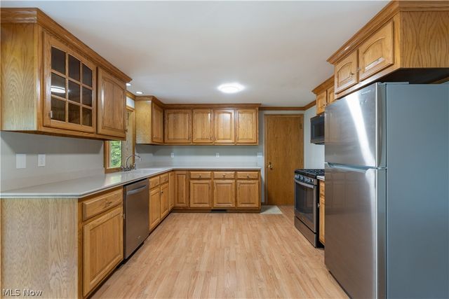 1715 Jackson Avenue NW, Massillon, OH 44646