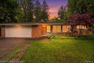 52433 Ihla Street, Shelby Charter Township, MI 48316