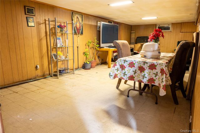 21908 118th Avenue, Cambria Heights, NY 11411