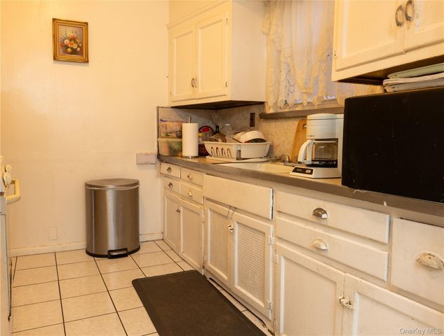 21908 118th Avenue, Cambria Heights, NY 11411