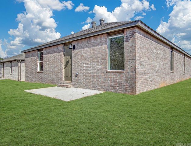 215 Stone Canyon Drive, Maumelle, AR 72113