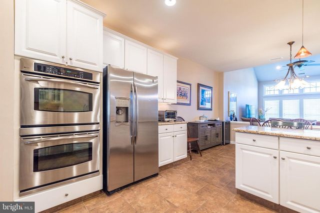 374 PRIMROSE DR, Upper Gwynedd, PA 19446