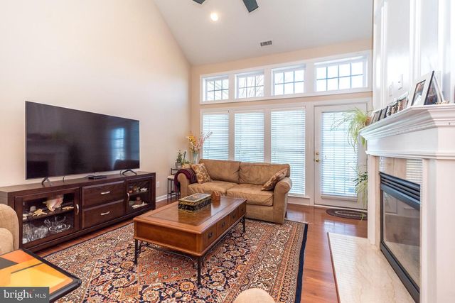 374 PRIMROSE DR, Upper Gwynedd, PA 19446