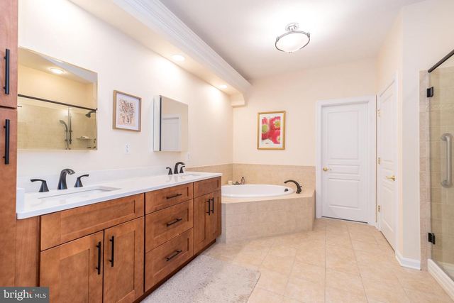 374 PRIMROSE DR, Upper Gwynedd, PA 19446