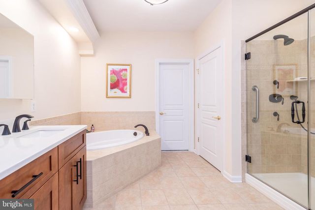 374 PRIMROSE DR, Upper Gwynedd, PA 19446