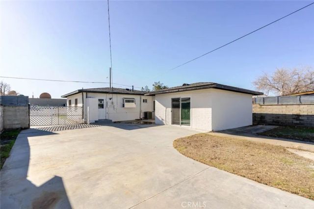 925 W Oldfield Street, Lancaster, CA 93534