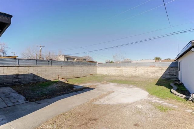 925 W Oldfield Street, Lancaster, CA 93534