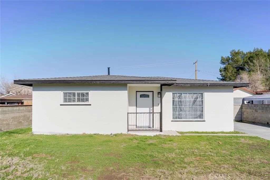 925 W Oldfield Street, Lancaster, CA 93534