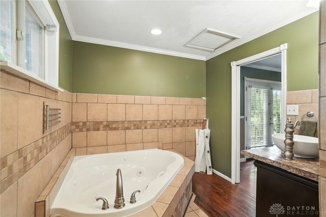 801 Fairway Court, Miamisburg, OH 45342