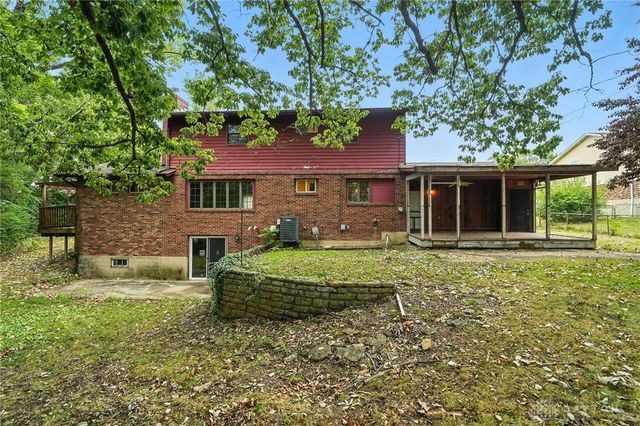 801 Fairway Court, Miamisburg, OH 45342