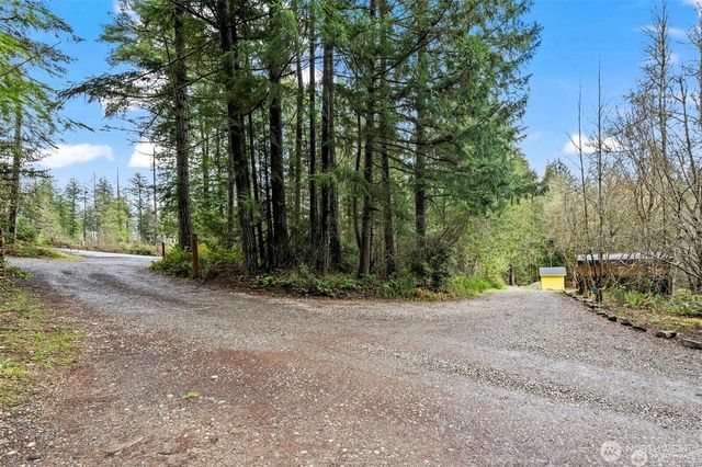 680 E State Route 302, Belfair, WA 98528