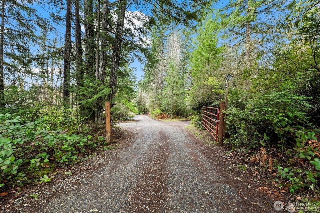 680 E State Route 302, Belfair, WA 98528