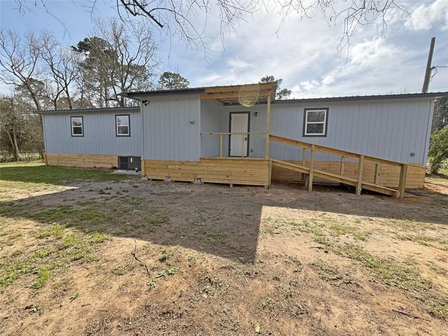 325 Bar Park Loop, Coldspring, TX 77331